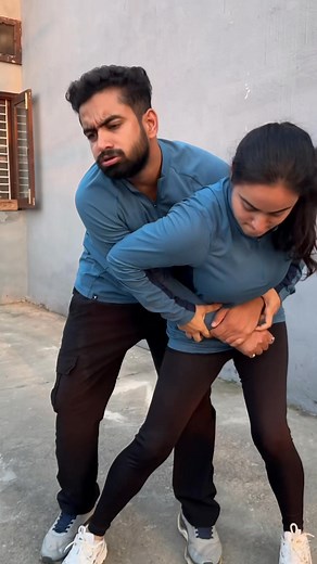 11M views · 221K reactions | #30 when someone take bear hug for behind [self-defense techniques against bear hug] #selfdefense #kravmaga #martialart #karate #judo #kickboxing #boxing #mma | Selfdefensewithbs | Facebook