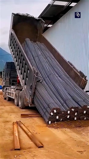 Why Steel Rods Are Always Bent During Transport 😱