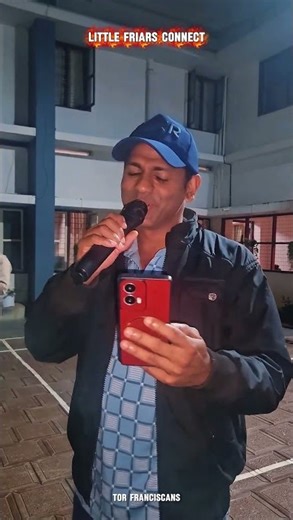 LITTLE FRIARS CONNECT/ TOR Franciscans connect #friars #enjoylife