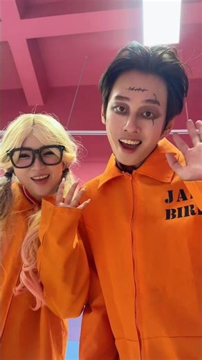 “Kids can’t escape the fate of doing homework.”#JokerAndHarleyQuinn #Cosplay #joker #shorts