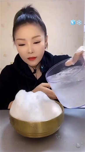 Discover the Crunch of Dry Ice: A Unique Experience