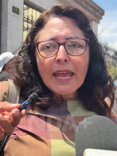 🟠🟠 Patricia Velasquez, presidenta de la Asociación Frente de Transportistas Formales de Arequipa dice que no es viable seguir con el pasaje a s/. 1 en el transporte público y que si no tienen respuesta dejaran de trabajar #Arequipa #Noticias #transportepublico #noticiasarequipa