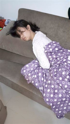 12K views · 130 reactions | Knock down ang dalwa  #paaraw #puyatpamore #viralreels24 #trendingreels #viralreelsfb #saraptulog #reeels | MikaiVikoy | Facebook