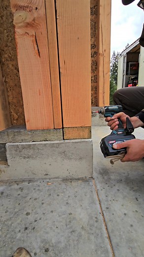 Optimizing Timber Framing with Impact Drivers and Screws