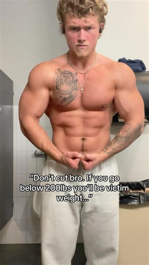 Brandon Clark on Instagram: "230 lbs ➡️ 195 lbs Dm me “change” for 1-1 fitness coaching🔥 DM me “Coach” to apply for my Empire Blueprint and learn how I scaled my Fitness coaching business to six figures🤝 #workout #gym #fitness #bodybuilding #health #nutrition"
