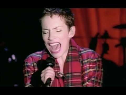Annie Lennox - Waiting In Vain Live 1995
