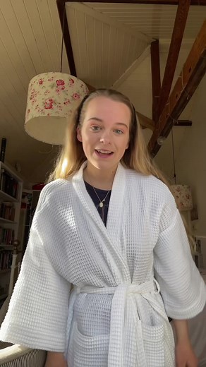 Get dressed with me for London 📚