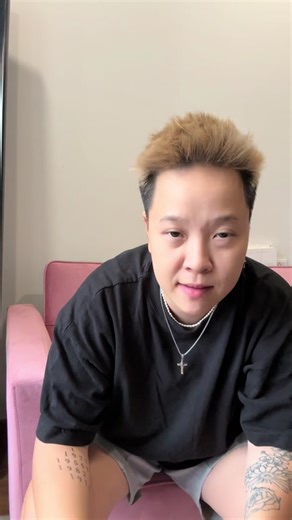 Tiktokshop is the place to get all the new cool technology for cheap guys #fyp #tiktokmademebuyit #viral #smartwatch #christmasgiftideas #cheapchristmasgifts