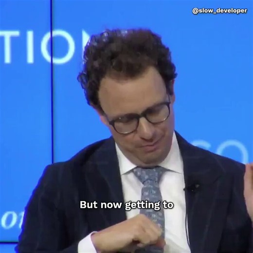 🚨 Anthropic's CEO:"In the next 3 to 6 months, AI will write 90% of the code, and within 12 months, nearly all code may be generated by AI."so the job isn't coding anymore.it's not hiring either.it's building. building systems that run without you.no hires. no overhead. no bottleneck.One person. Claude Cowork. A fully operational business. here's exactly how to build it ↓
