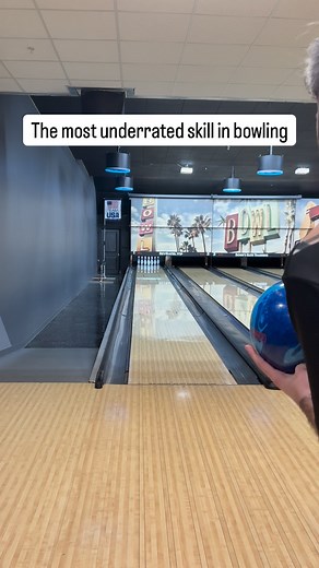 Bowling isn’t about who hooks it the most — it’s about who repeats the best. Consistency wins every time. Simple. Solid. Repeatable. 🎳 #Bowling #BowlingLife #fblifestyle #StrikeLife #LeagueBowling #BowlingReel #SportsReel #FocusUp | Andrew Lazarchick