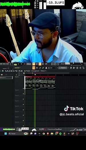 Muchos productores trabajan todo un beat o la mayoria de este, dentro de un solo canal y utilizan el SPLIT BY CHANNEL. Todo depende si te gusta tener muchos patrones, o uno solo y luego deparar los sonidos e instrumentos. Lo importante es tu comodidad al trabajar. #flstudio #producer #beatmaker #beatmaking #music