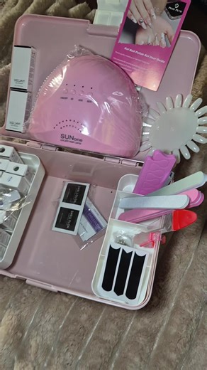 💅 Gel Nail Kit – Everything you need for salon-quality nails at home! ✨ This all-in-one set includes: A professional UV/LED nail lamp for fast curing A range of gel polish colours (long-lasting & chip-resistant) Base coat & top coat for a flawless finish Essential nail prep tools (file, buffer, cuticle pusher & more) With this kit, you can create glossy, durable nails that last up to 3 weeks – saving you time and money compared to salon visits. Perfect for beginners and pros alike, it’s easy to