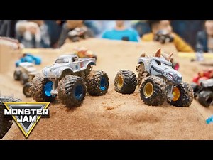 Steel Color Change Die-Cast Trucks | Monster Jam