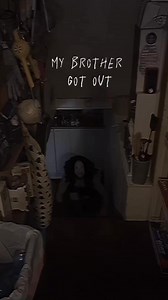 Pesky brother #horror #horrorfilm #scary #scarystories #creepy #creepypasta #nightmare #nightmarefuel #jumpscare #terror #paranormal #poltergeist #supernatural | SL
