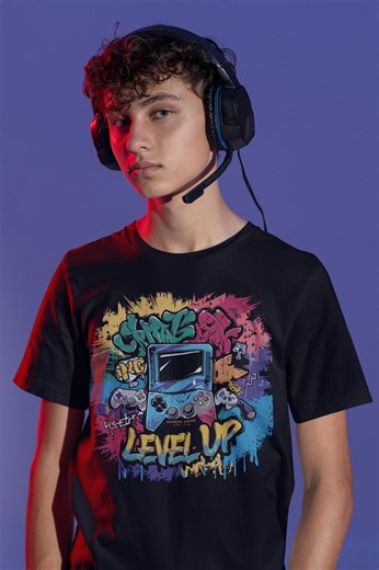 Retro Gaming T-shirt | Level up Graphic Tee | Gamer Shirt | Vintage Console Graffiti Game Controller Shirt | Arcade Style Gamer Gift - Etsy