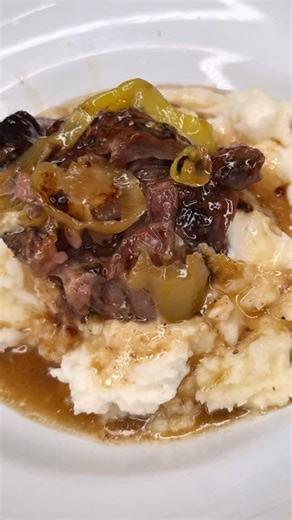 Melissa Kauper on Instagram: "Comment RECIPE 🗣️ for the BEST easy crockpot meal! The one ☝️ the only Mississippi Crockpot Roast! I don’t know about you but I’m definitely over cooking so NOW is when my rely on my personal chef.. 🧑‍🍳 don’t worry she’s very easy on the budget 💵😂 MY NUMBER ONE appliance or kitchen gadget whatever you want to call it.. my Crockpot! I’m not a person who likes my kitchen junked up so I don’t buy into a ton of kitchen tools but this one is as essential as my oven