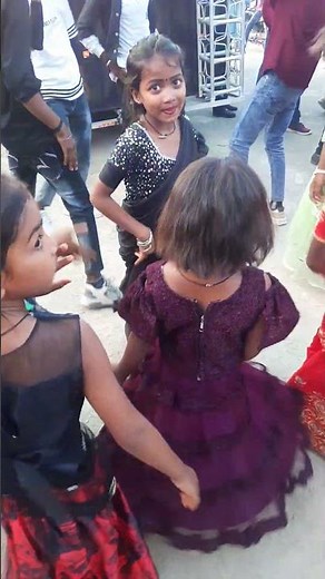 choti bachi ka viral dance vedio 😉😇