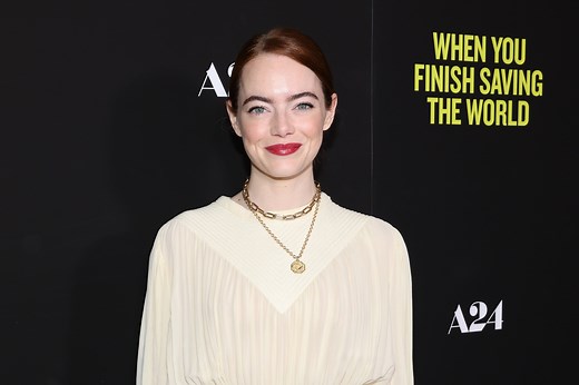 Emma Stone Embraces Her Natural Hair Colour With This Creamy Blonde Refresh