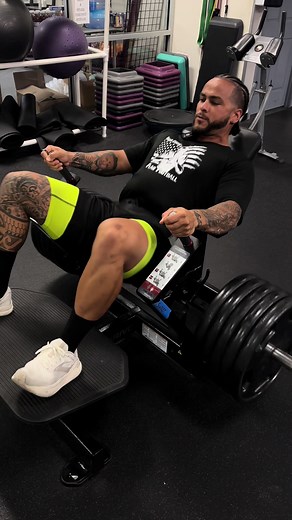 Bryan Sweet (@bullsweetfitness7)’s videos with original sound - Bryan Sweet
