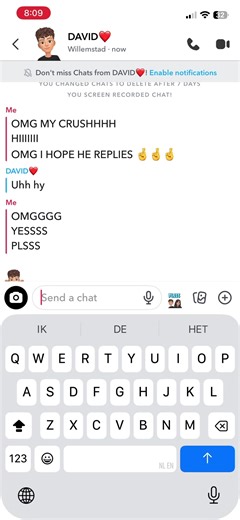 OMG ISNT HE FINEE 🥹🫰🏻 #funny #🤣🤣 #snapchat #crush #fineshyt | crush