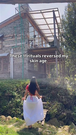 Garima Sen on Instagram: "1. Sleeping by 10 PM — to let my body repair instead of just rest. Because real glow is a hormone rhythm, not a filter. 2. Morning sunlight within 10 minutes of waking. It resets your circadian clock and activates collagen-building cycles. 3. Drinking structured water — slowly, consciously. Hydration isn’t about how much, it’s about how well your cells absorb it. 4. Oil massaging my face with clean hands and calmer thoughts. Touch is therapy; it tells your skin you’re s