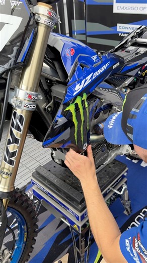 🧰✨This one is for anyone that has ever battled a graphic kit! #YZ250F #YamahaRacing #MXGP | Yamaha Racing