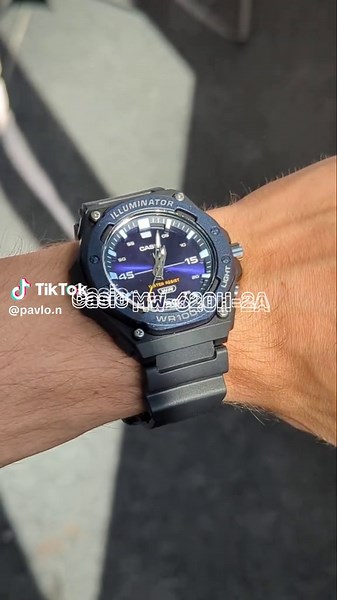 Casio MW-620H: Unboxing the Sports Watch