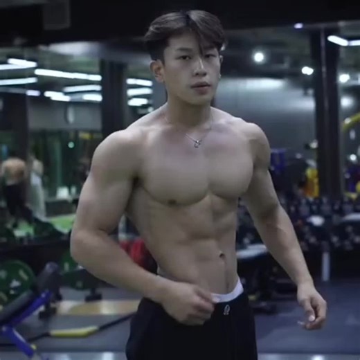 Burmese Aesthetic 🔱@MasterQuan @LK @ilovemymango1 @yaksha.burns @skinnywugui @h2o7773 @gymratjak3 @thi.ha2025 @calimonsteralone #fyp #gym #gymtok