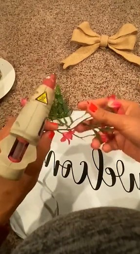 line DIY Ep(492) #reels #diy #handmade #art #homedecor #upcycled #lovediy #scrapwood #diytutorial #diycraft #diyprojects #diyproject #doityourself #desig #craft #woodworking #crafts #sewi | Line DIY