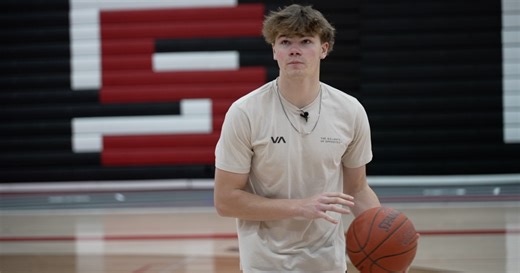 'Energy, effort, excellence'; Manitowoc Lincoln basketball achieves in the classroom