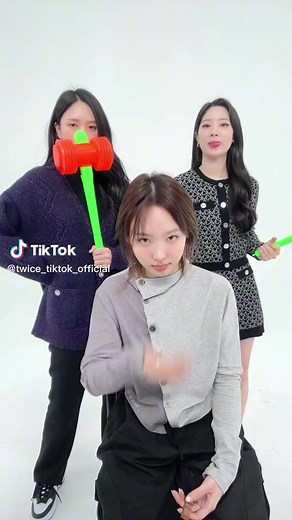 230217 — TWICE TikTok Update Stop smiling 😈 #Horrifyfiliterchallenge #공포스마일필터챌린지 #공포스마일 ♬ MOONLIGHT SUNRISE - TWICE https://vt.tiktok.com/ZS8aHFmFL/ #TWICE #트와이스 #READYTOBE #SETMEFREE #W | Twice-Indonesia