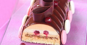 10 Tips to Making a Perfect Yule Log