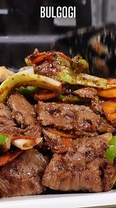 Bœuf sauté Coréen BULGOGI 🇰🇷 🐂 Avis aux amateurs de viande de boeuf marinée, grillée ou sautée. Un régal tout simplement et sans forcer sur le travail à fournir. La viande est tendre, parfumée, la marinade très facile à réaliser, servez le avec du riz et des légumes, ou même en mode sandwich 👌 Les ingredients : Pour 4 personnes Pour la marinade : 6 à 8 CAS de sauce soja 1 CAS d'huile de sésame 1 CAS de vinaigre de riz 1 oignon 3 gousses d'ail 1 poire nashi (1 poire ou 1 pomme si vous n'avez 