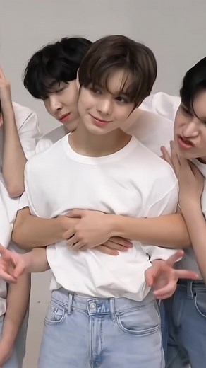 Justin Jay Dancer - Meet Trainee A and JJ