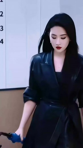 Discover the Beauty of Liu Yifei as Mulan