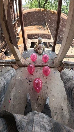 new parkour football ⚽️ and balloon🎈🤩💥 #ytshorts #viral #football #parkour #running #shorts #pov #yt