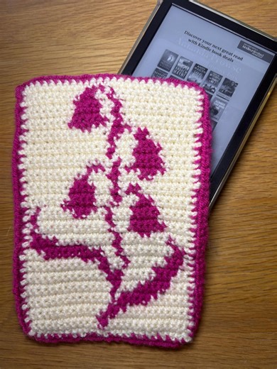 Crochet E-reader Sleeve, Handmade Floral Kindle Case, Protective E-reader Cover, Flower Design, Gift for Readers, Bookish Gift, Customisable - Etsy UK