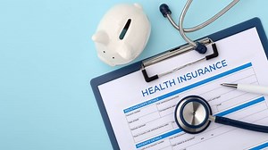 काम की बात: खरीद रहे हैं हेल्थ इंश्योरेंस, तो कभी न भूलें ये चार बातें