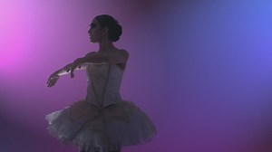 Ballet dancer doing artistic movements - Free Stock Video