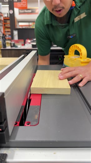 Buy TWO GRR-RIPPER 2GOs and get FREE 1” Dovetail Track Screws — the perfect combo for safer cuts and custom jig building. ✔️ Protect your hands ✔️ Feed long stock smoothly ✔️ Reduce burning & blade marks ✔️ Build your own accessories with the FREE screws Click the “Free gift” option. Limited-time Offer! Ends 12/31/25 at midnight!