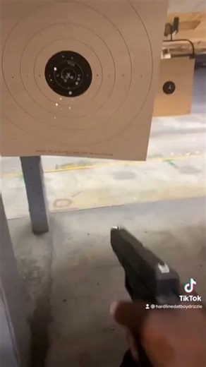 Glock 22 .40 cal close range