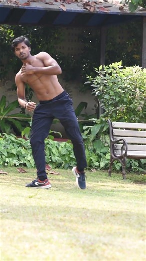 Bruce Lee’s Low Fient + Spin Hook Kick #tutorial #hookkick #brucelee #fighting #skill #shorts