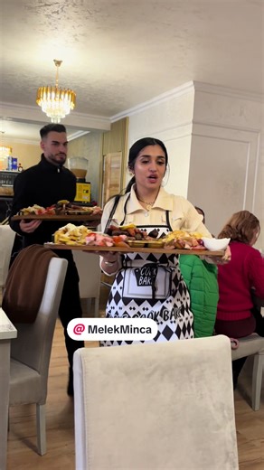 Comandați platou melek:)))) să știți ca nu îngrașă :))))@Melek Minca TikTok