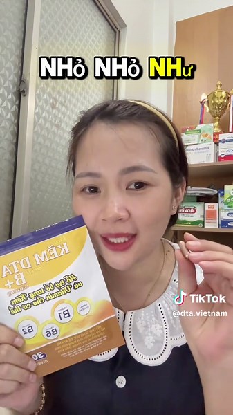 Bạn có biết? 🌿 Chỉ với 1 viên kẽm DTA mỗi ngày, cơ thể khác biệt rõ rệt: ✨ Da khỏe – tóc chắc – đề kháng mạnh ✨ Trí nhớ tốt – giảm mệt mỏi – nhiều năng lượng ✨ Phù hợp cho cả gia đình từ 12 tuổi trở lên 👉 Đừng đợi cơ thể báo động mới chăm sóc. Kẽm DTA – nền tảng cho sức khỏe, trí tuệ & nhan sắc lâu dài. #KẽmDTA #dtavietnam #dtaphar #vitaminb #ginseng #SucKhoeGiaDinh #DepTuBenTrong#CapCut
