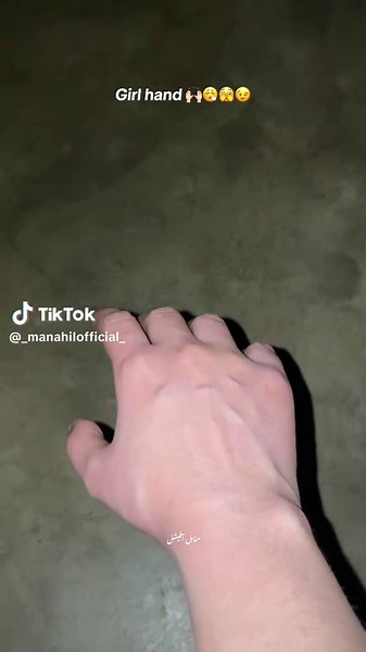 Girls Hand Gestures and Relationships Explained