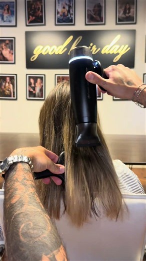 Dimmi come ti asciughi i capelli e ti dirò che piega avrai 🔮