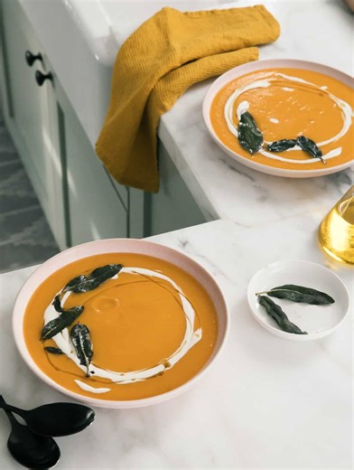 Apple cheddar grilled cheese with squash soup