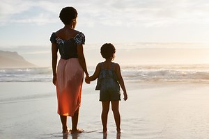 20 Stories About Moms That’ll Make You Want to Call Yours