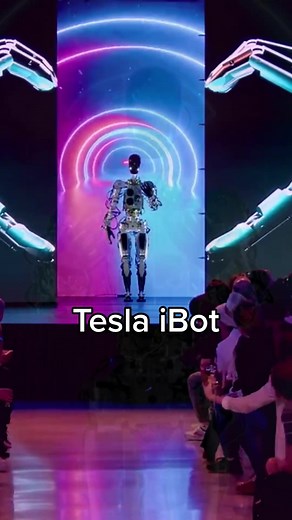 Tesla created humanoid robot Tesla bot 😱 Yesterday Tesla CEO Elon Musk revealed a working prototype of humanoid robot at Tesla AI day 2022. Look at this 🤯 #tesla #aiday #elonmusk #teslabot #robot #robots #techtok #tech
