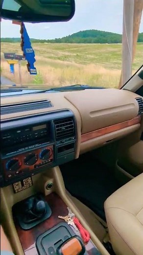 Cruising in the 1998 Land Rover Discovery 1 - I absolutely love this D1! #discovery1